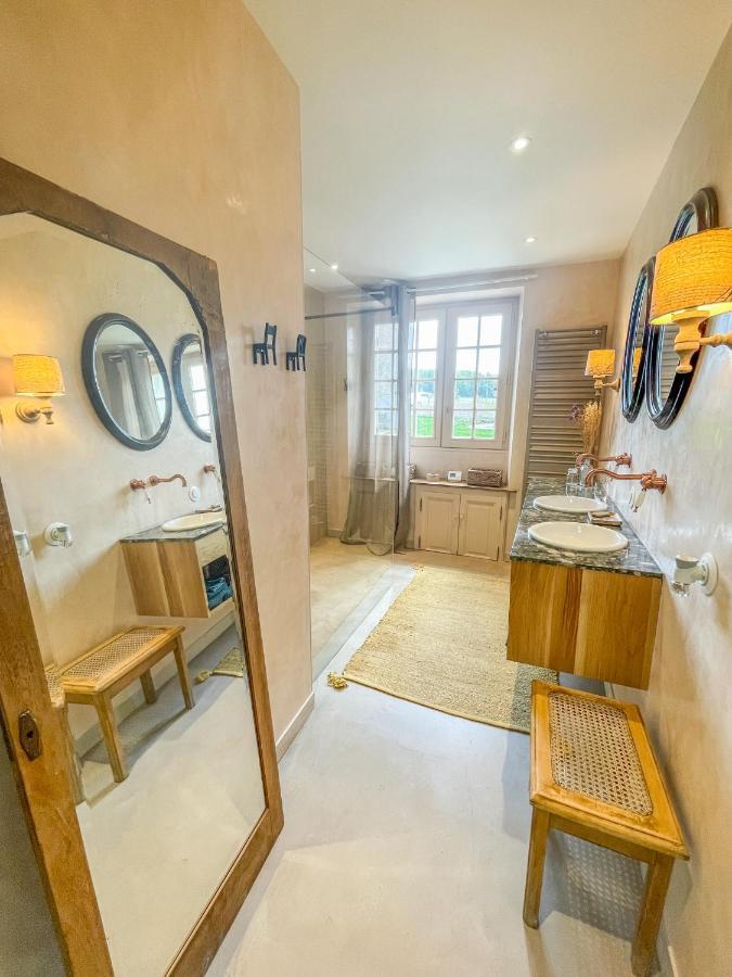 Le Gite De Gaia Hotell Villemer  Exteriör bild
