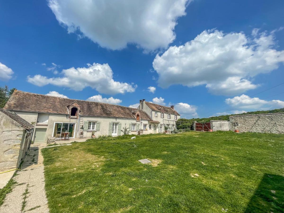 Le Gite De Gaia Hotell Villemer  Exteriör bild